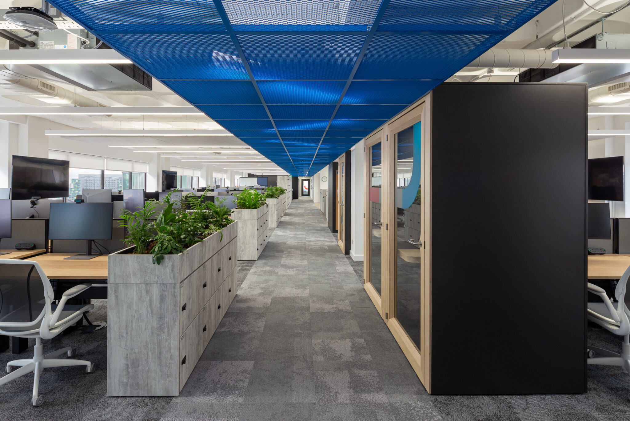 Slalom open plan office design