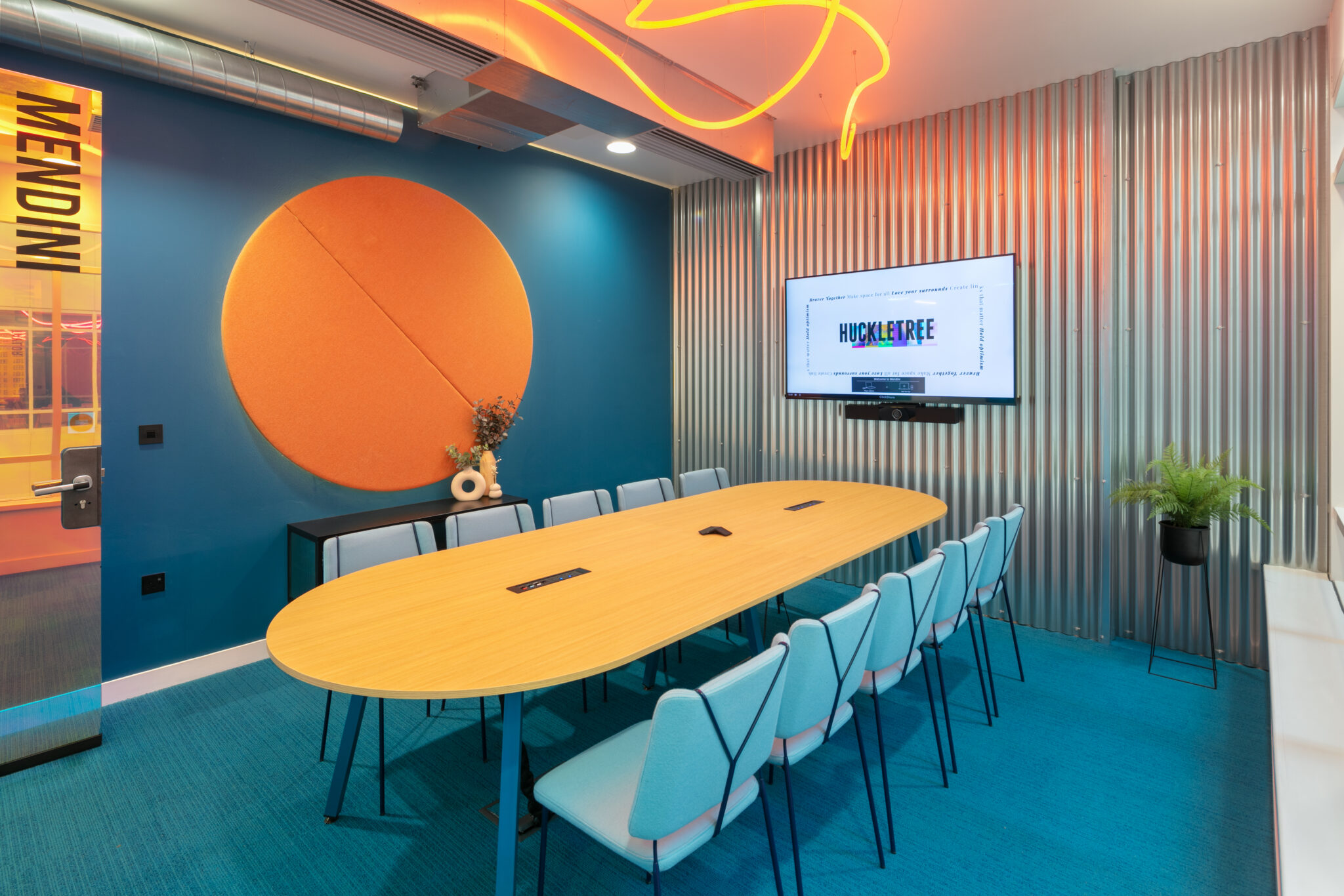 Huckletree office fit-out in Manchester with art deco-inspired design by ADT Workplace