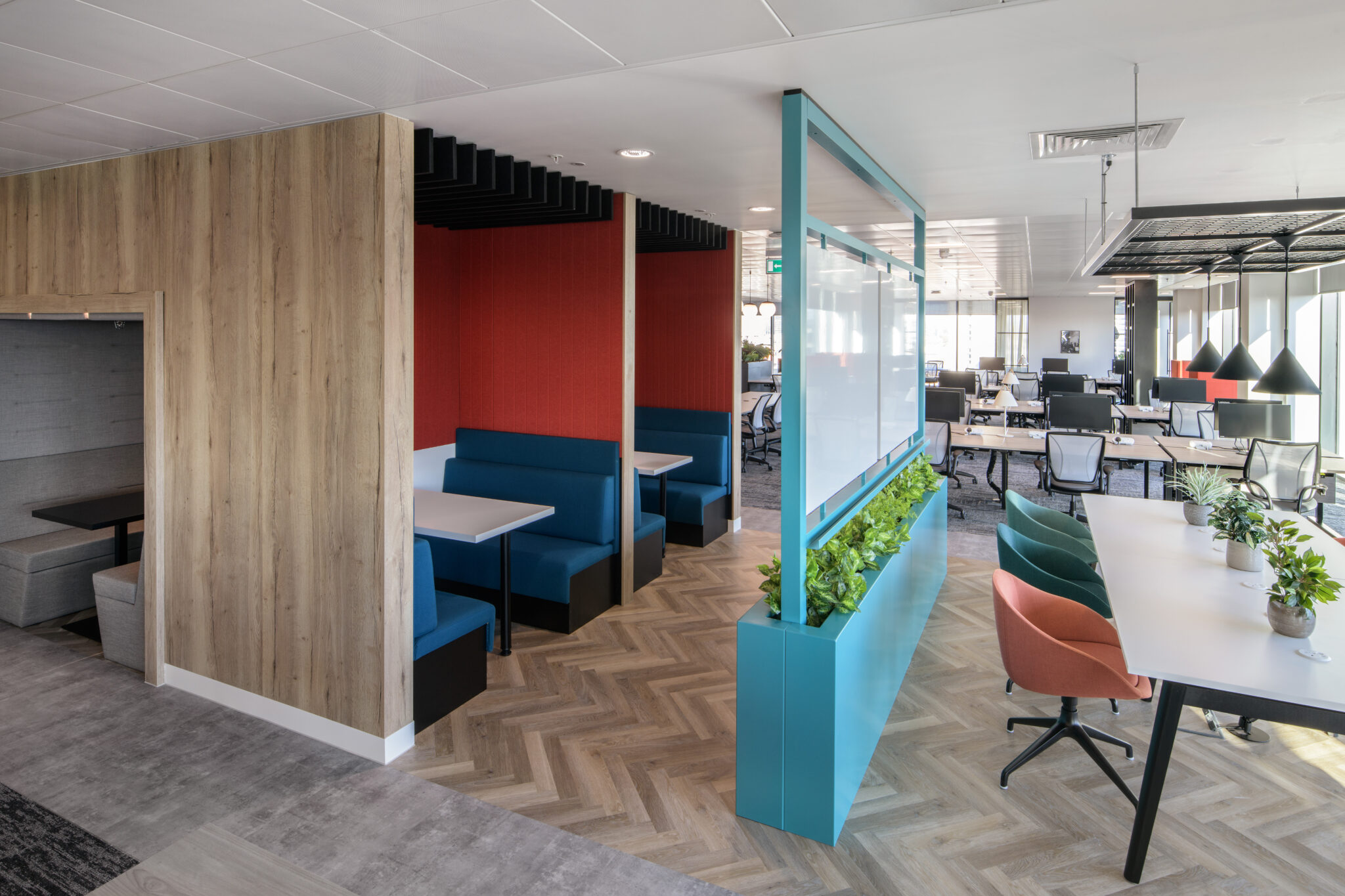 hybrid working design and build manchester