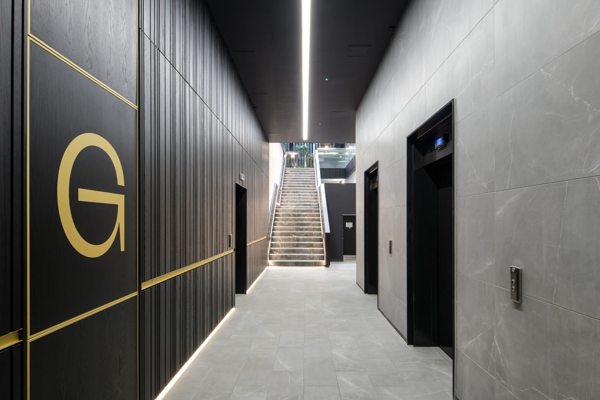 Piccadilly gardens fit out