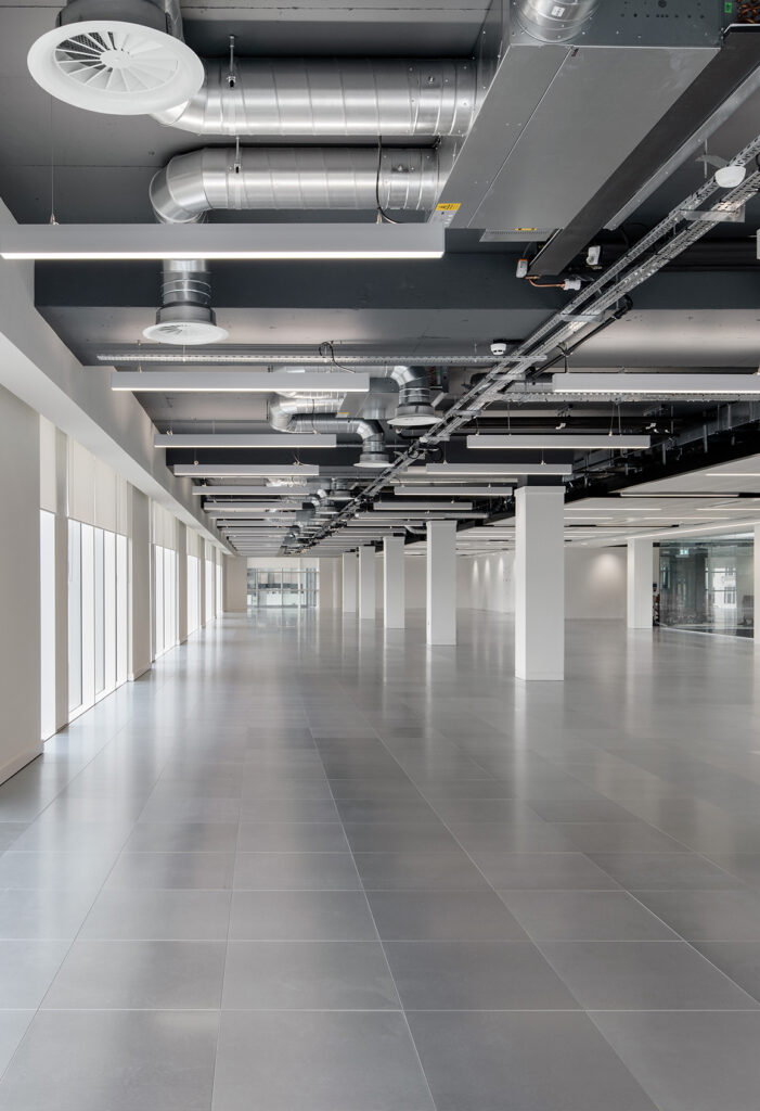 cat a fit out for piccadilly gardens