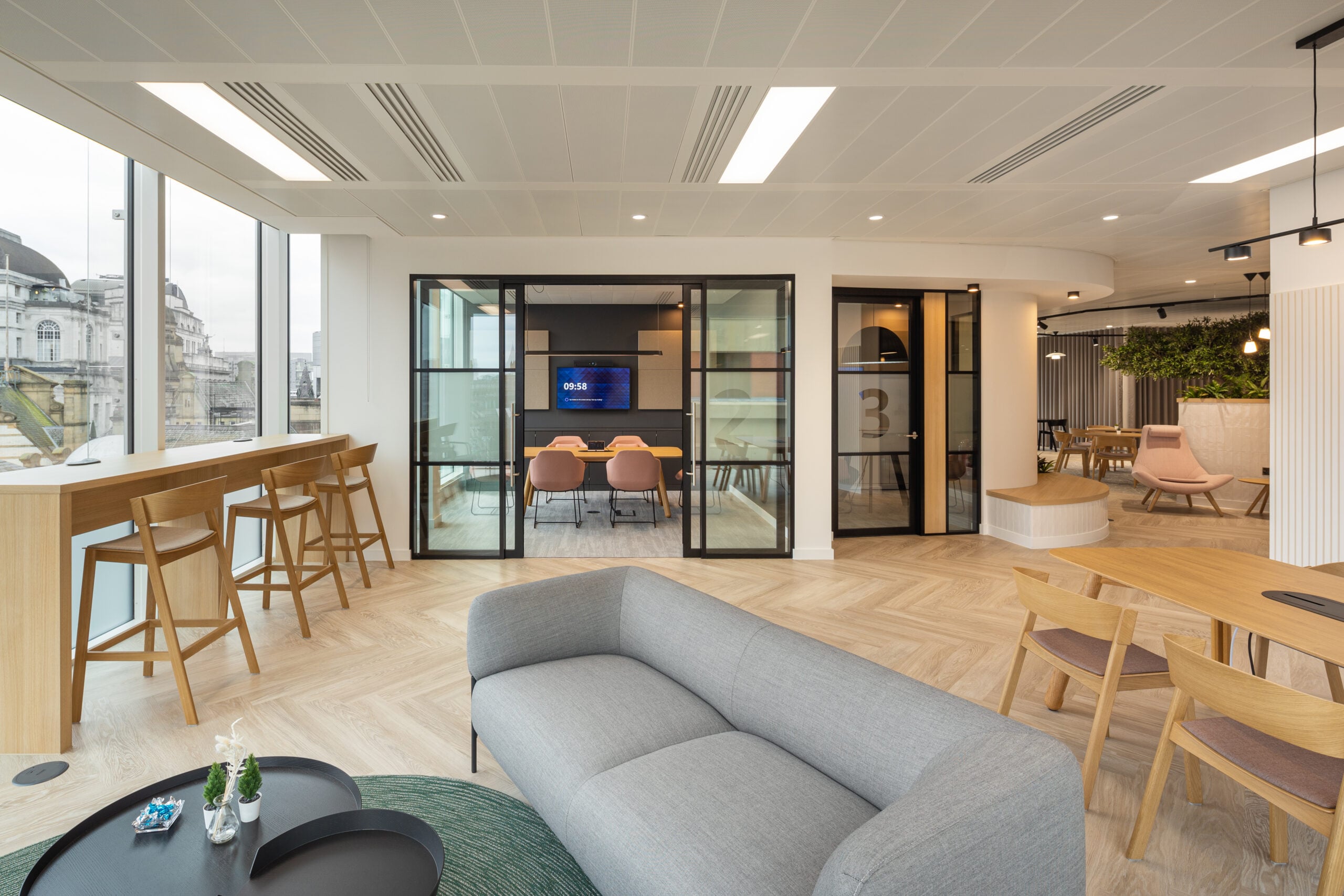Avison Young fit out