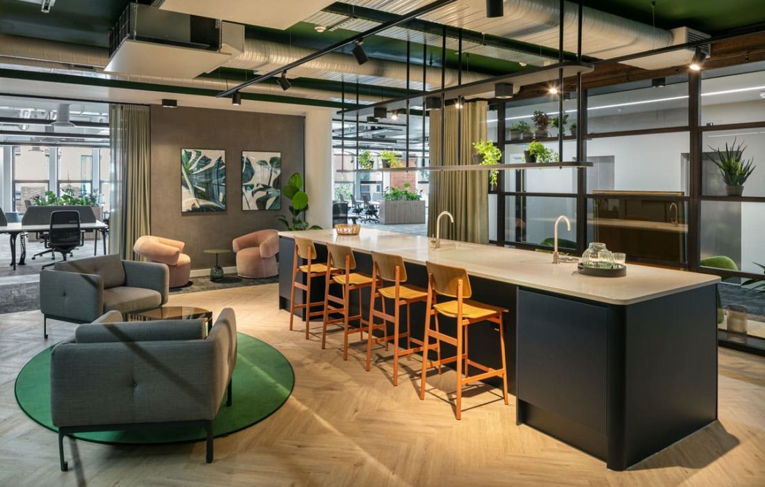 Swiss Life Trinity fit out in Manchester