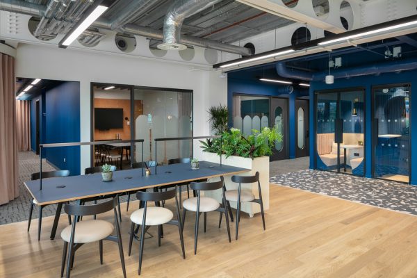 xandwhy manchester office fit out