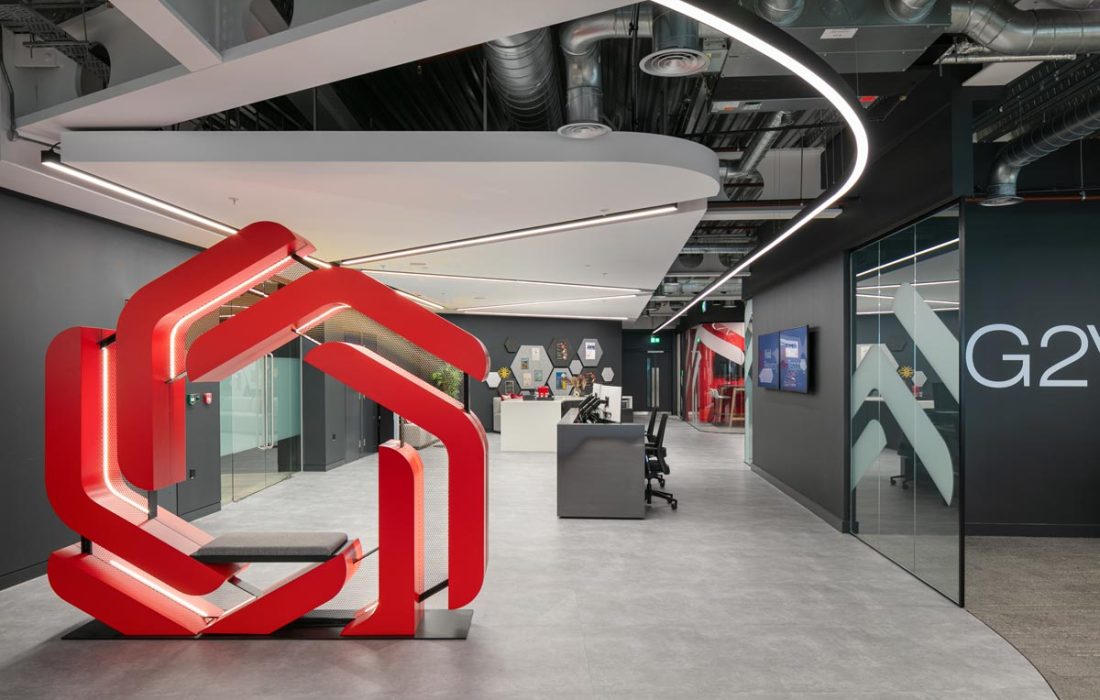 vivid resourcing fit out