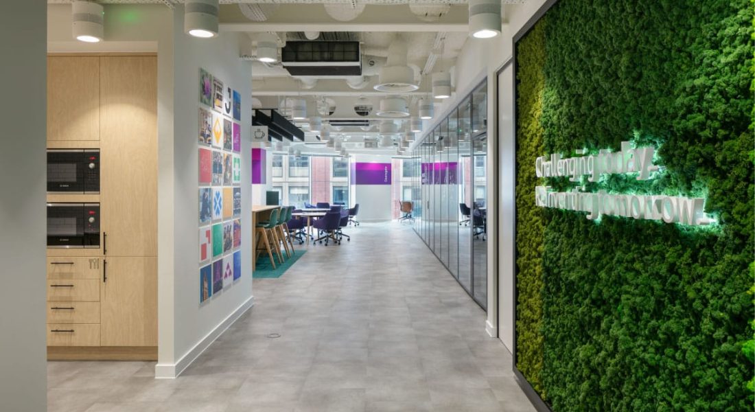 manchester office fit out for jacobs