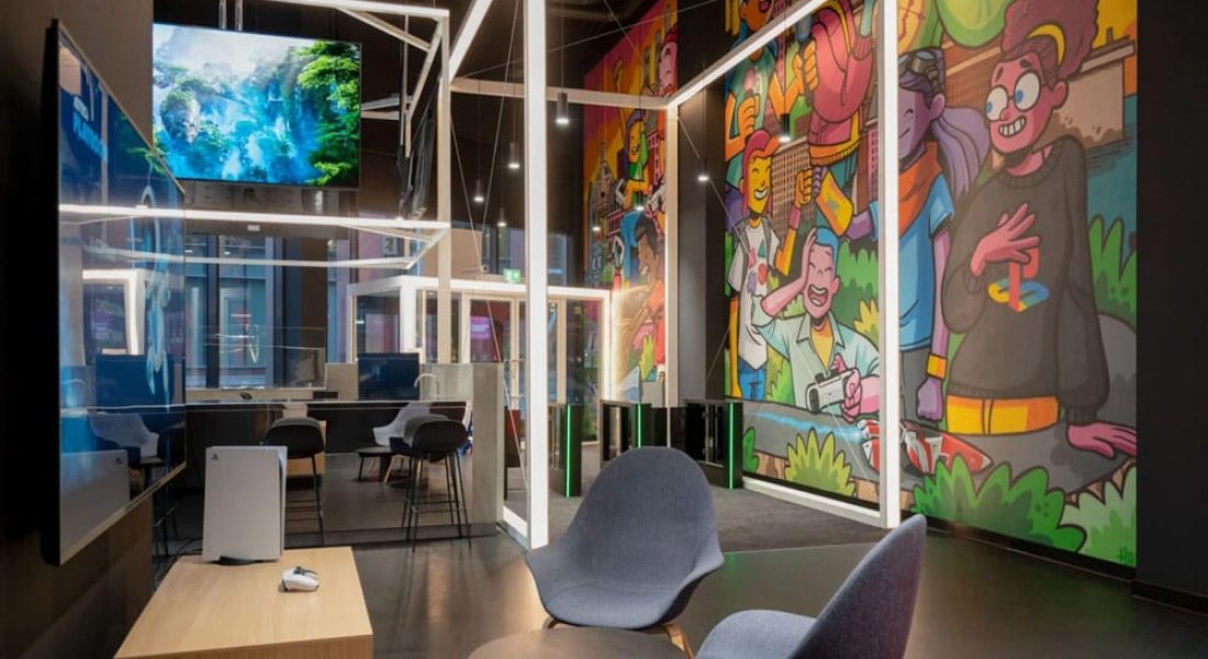 MCM-PlayStation-Liverpool-Workplace-Interior-Design-Office-Mural-Mix-Interiors-Mixology-North22-Finalist