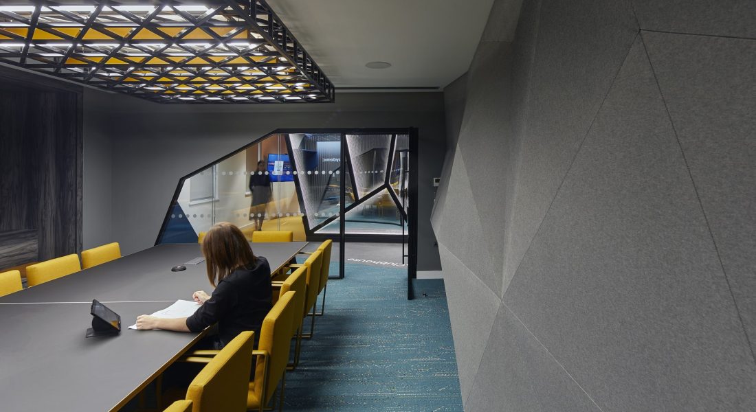 hybrid office design